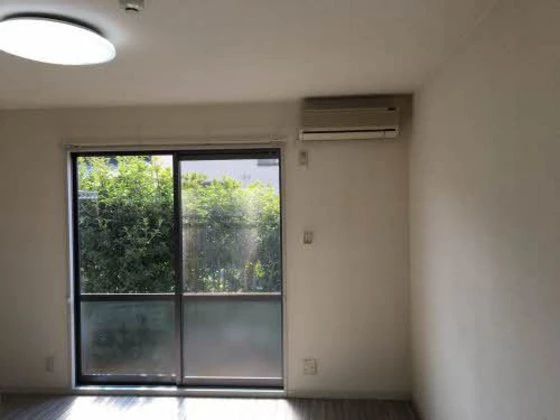 アミティ フラッツ