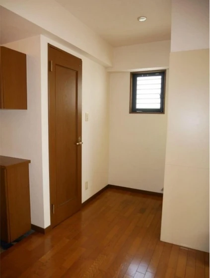 ラフィネ内山下