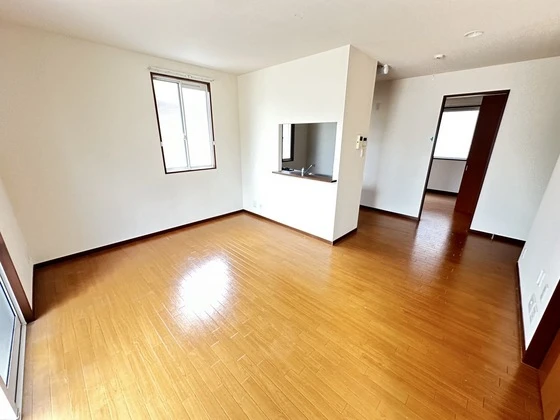 ニューヴァレイ船越 A棟