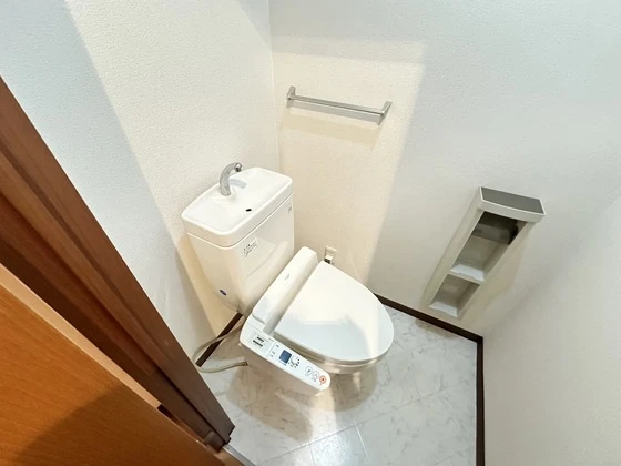 ニューヴァレイ船越 A棟