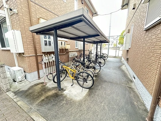 ニューヴァレイ船越 A棟