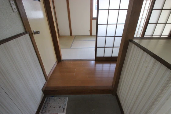 上本アパート東棟