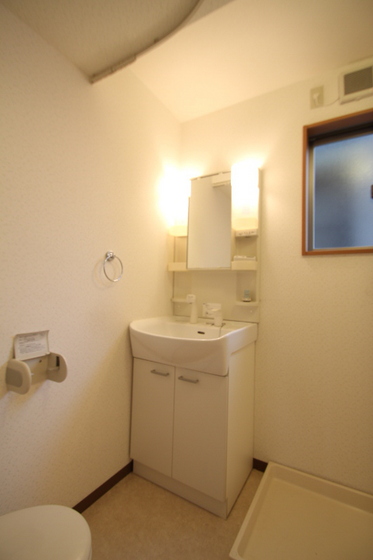 センターフィールド湊