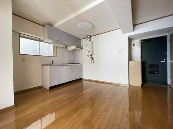 幟ハイツ(宇佐川本館ビル)