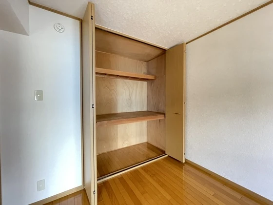 幟ハイツ(宇佐川本館ビル)