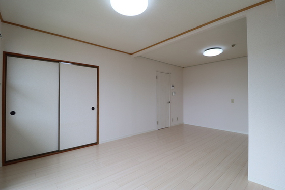 アーバンツインピア湊