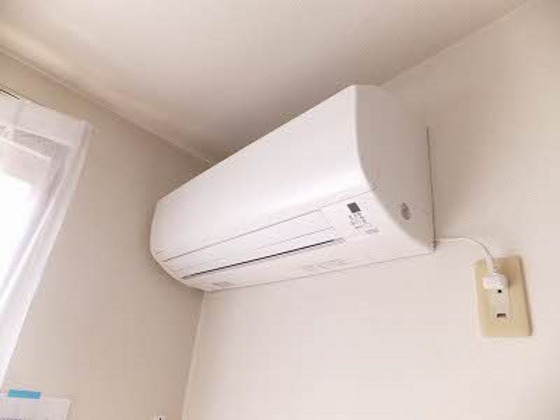 シャーメゾン江崎