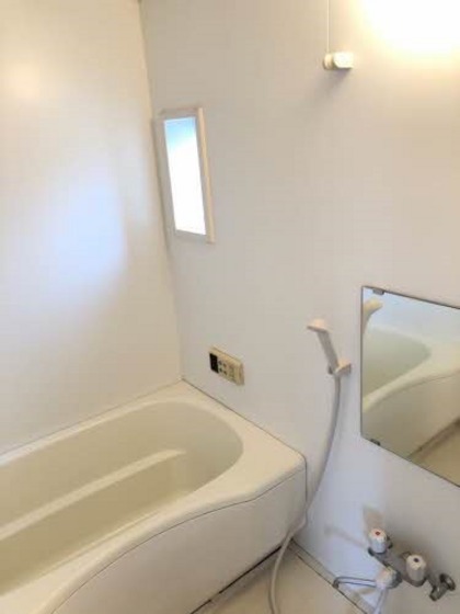 シャーメゾン江崎