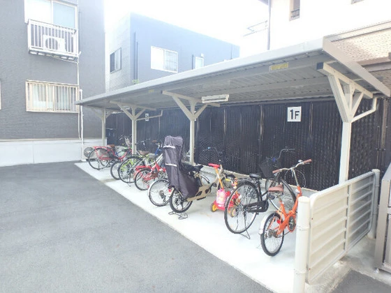 クレセント中仙道6