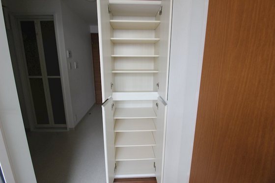 ピオニエール オモテチョウ