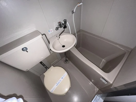 スティングハウス