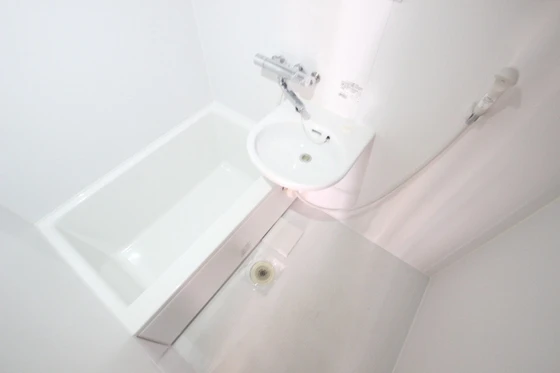 ロッコー第2三川町グランドマンション