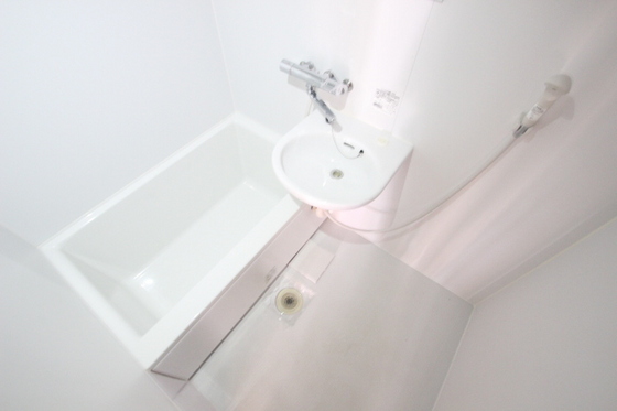 ロッコー第2三川町グランドマンション