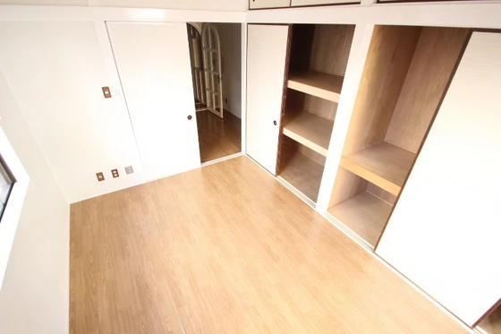 ロッコー第2三川町グランドマンション