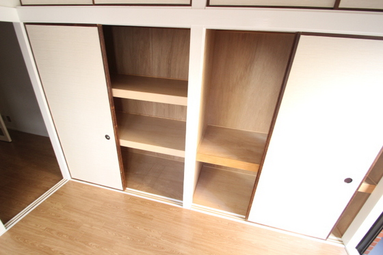 ロッコー第2三川町グランドマンション