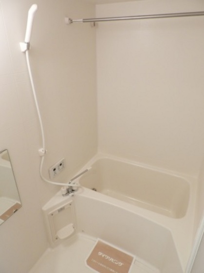 リースランド福島 A棟