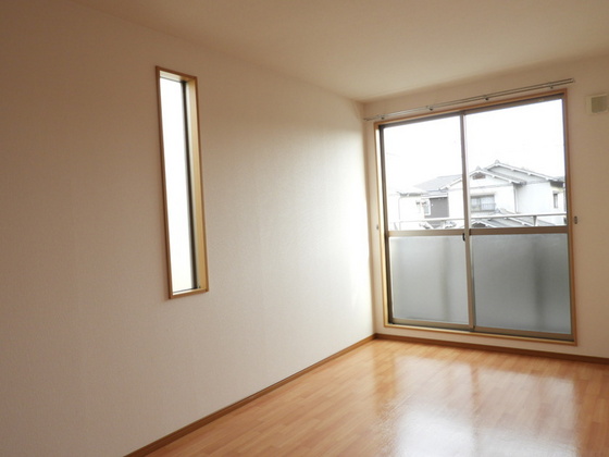 リースランド福島 A棟