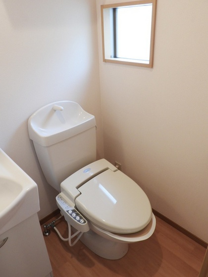 リースランド福島 A棟