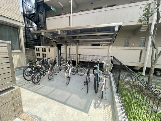 サリオス庚午北