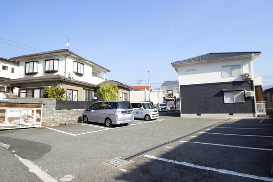 メゾンいちば A棟