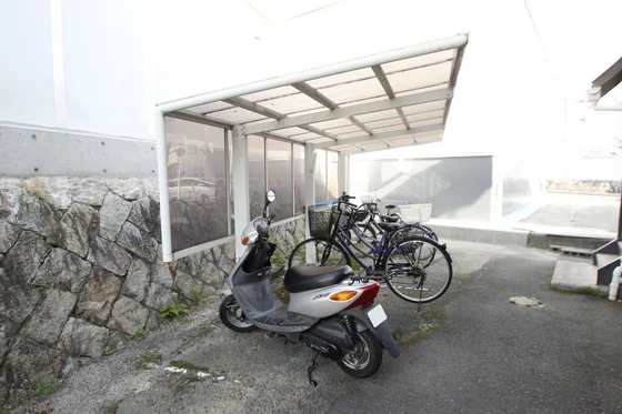 メゾンいちば A棟