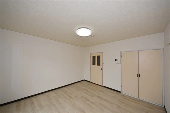 プラージュアン