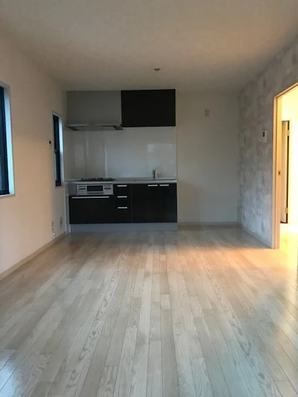 カーサ焼山中央 A棟