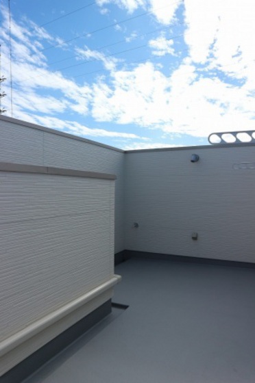 Grandtic Hi(グランティックハイ)