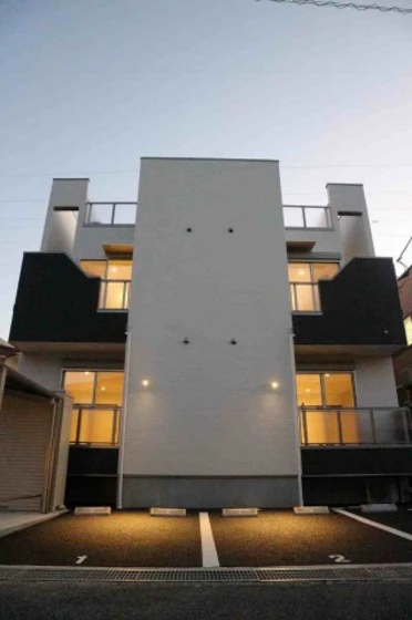 Grandtic Hi(グランティックハイ)