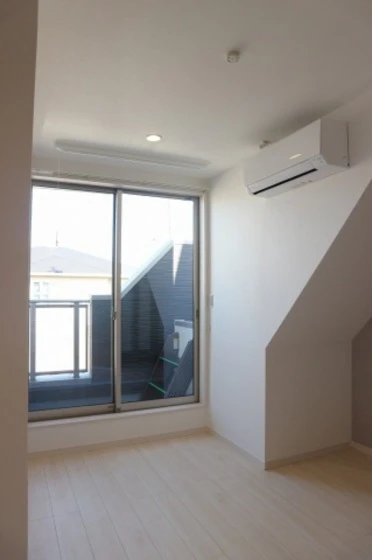 Grandtic Hi(グランティックハイ)