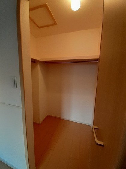 ブルック・サイド B