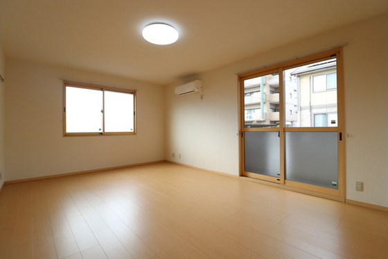 リビングタウン豊成 C棟