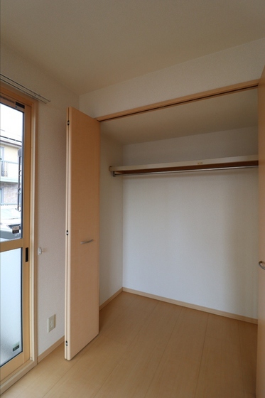 リビングタウン豊成 C棟