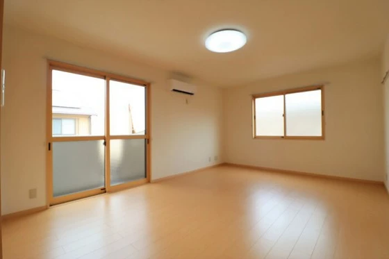 リビングタウン豊成 C棟