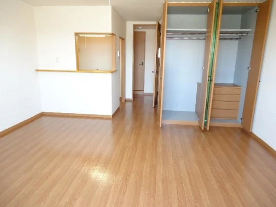 レジデンス スワニーⅢ