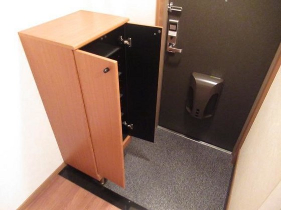 レジデンス スワニーⅢ