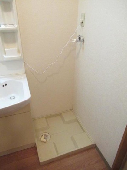 レジデンス スワニーⅢ