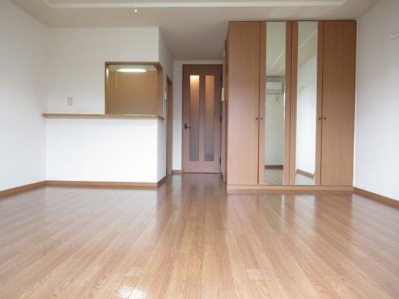 レジデンス スワニーⅢ