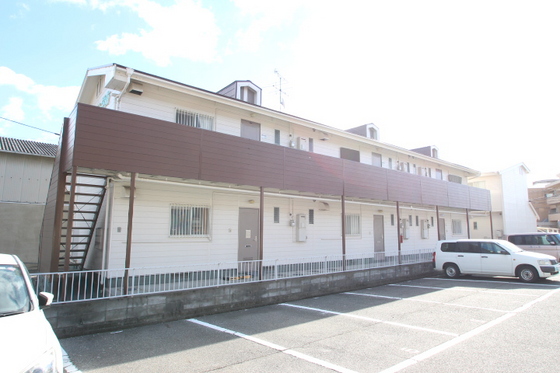 パークサイド学南 B