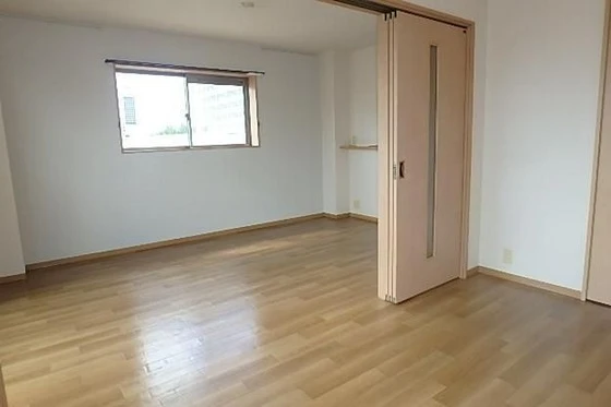 フォブール西市