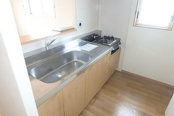 フォブール西市