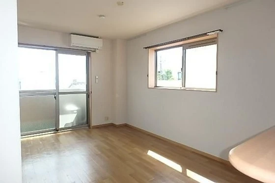 フォブール西市