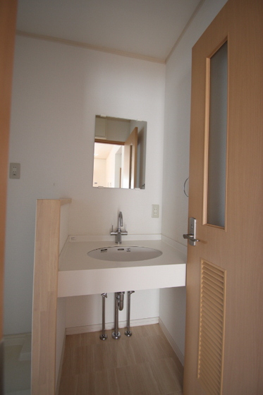 ステラ・アルピナ B棟