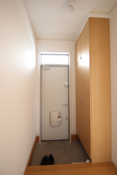 ステラ・アルピナ B棟