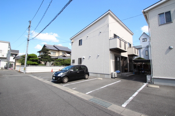 ステラ・アルピナ B棟