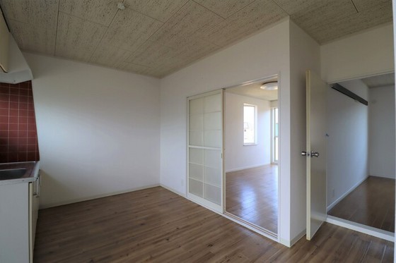 サンシャイン雄町 A棟