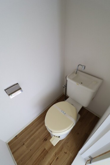 サンシャイン雄町 A棟