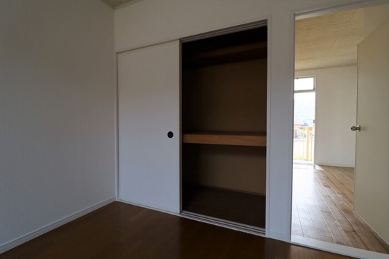 サンシャイン雄町 A棟