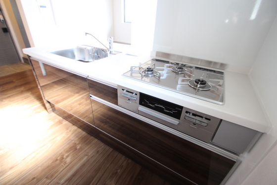 メゾン デ ルポ英(はなぶさ)