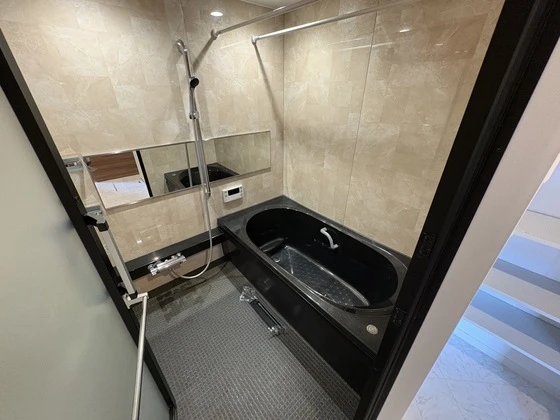 メゾン デ ルポ英(はなぶさ)